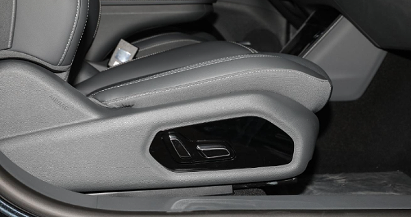 座椅电机的座椅图