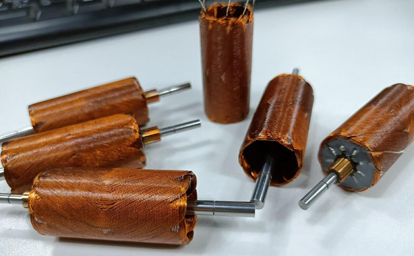 空心杯电机素材-来源贴吧 空心杯电机线圈和转子